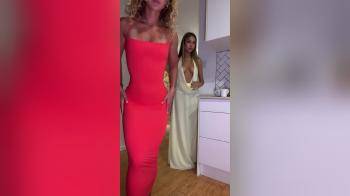 video of tight dresses hot girls